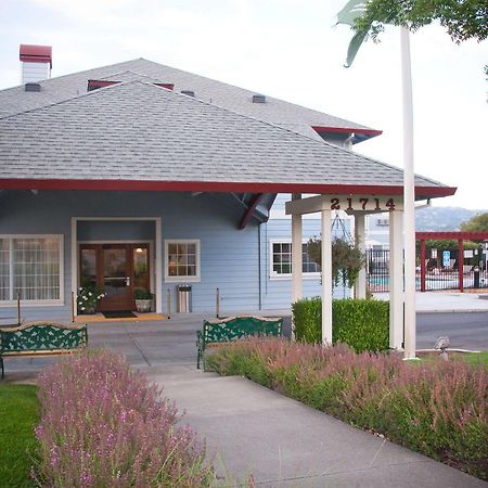 Geyserville Inn Exterior photo